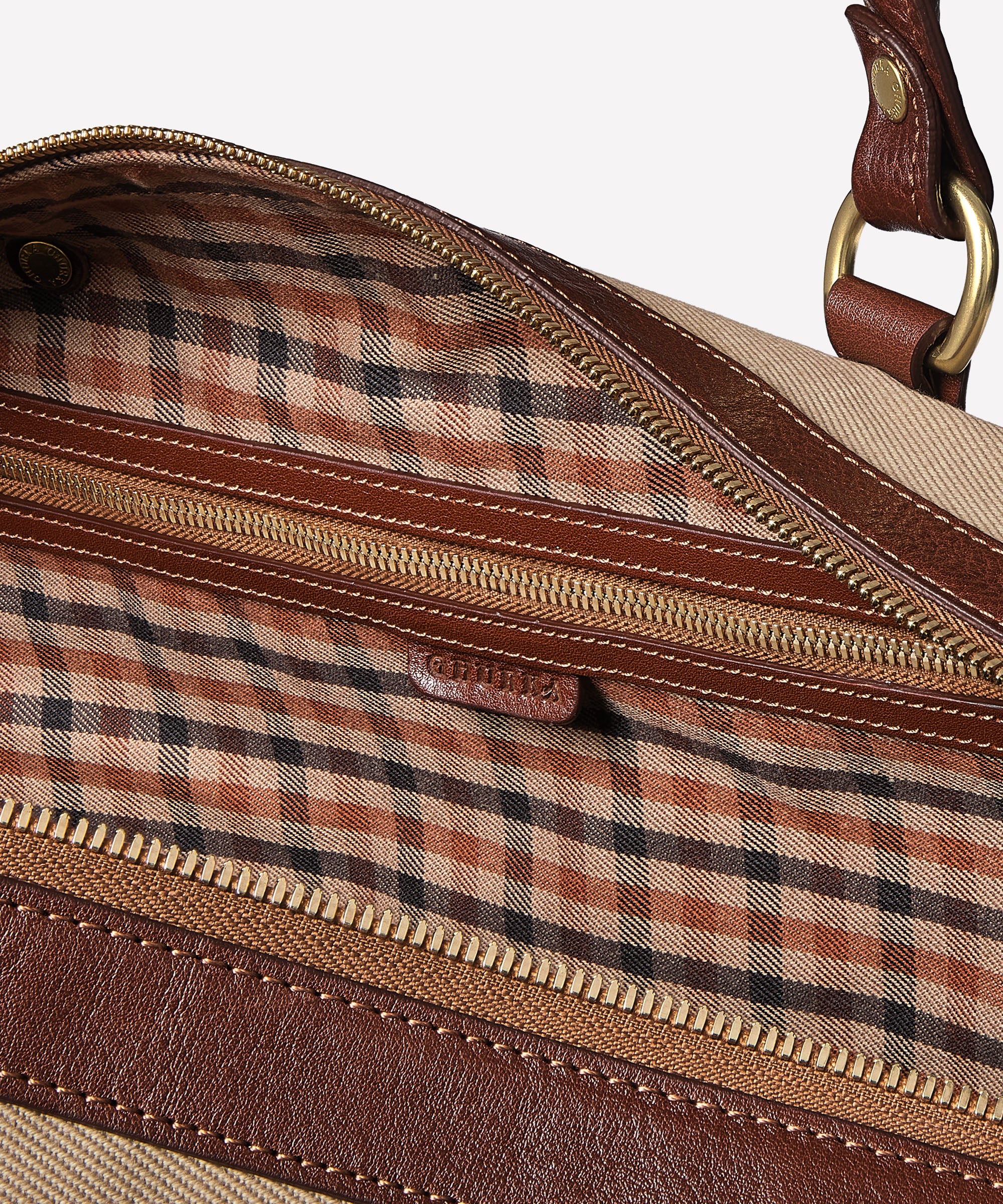 キノショウ　ブラウンボディバッグ Cavalier III No. 98 | Khaki Twill Vintage Chestnut Duffle Bag | Ghurka