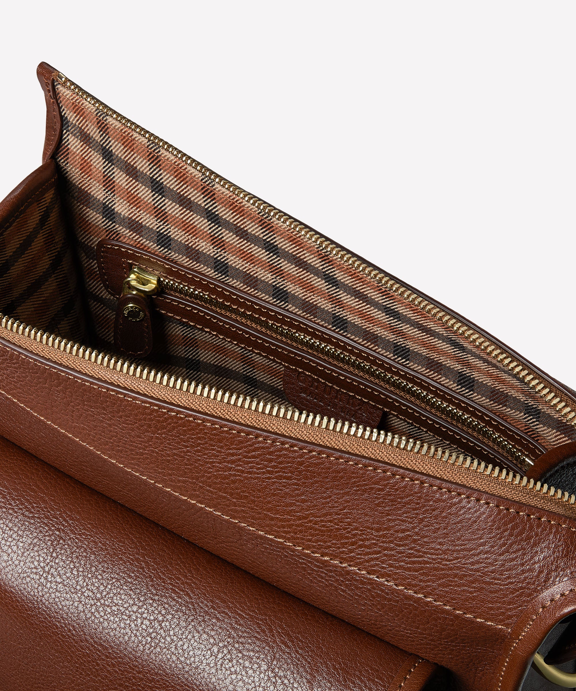 Gearpack No. 4 | Vintage Chestnut Leather Crossbody Bag | Ghurka