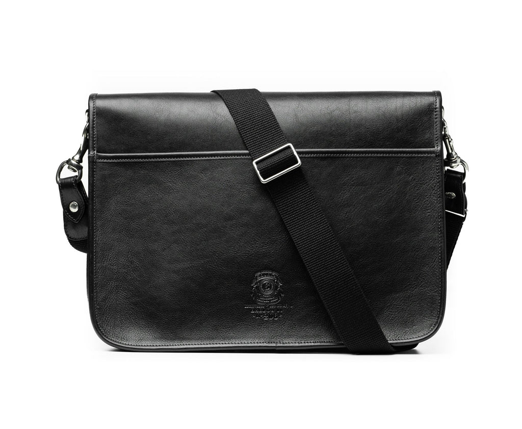Harlow IV No. 206 | Vintage Black Leather Messenger Bag