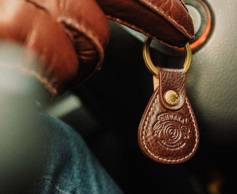 Classic Key Fob No. 226, Vintage Chestnut Leather Key Ring